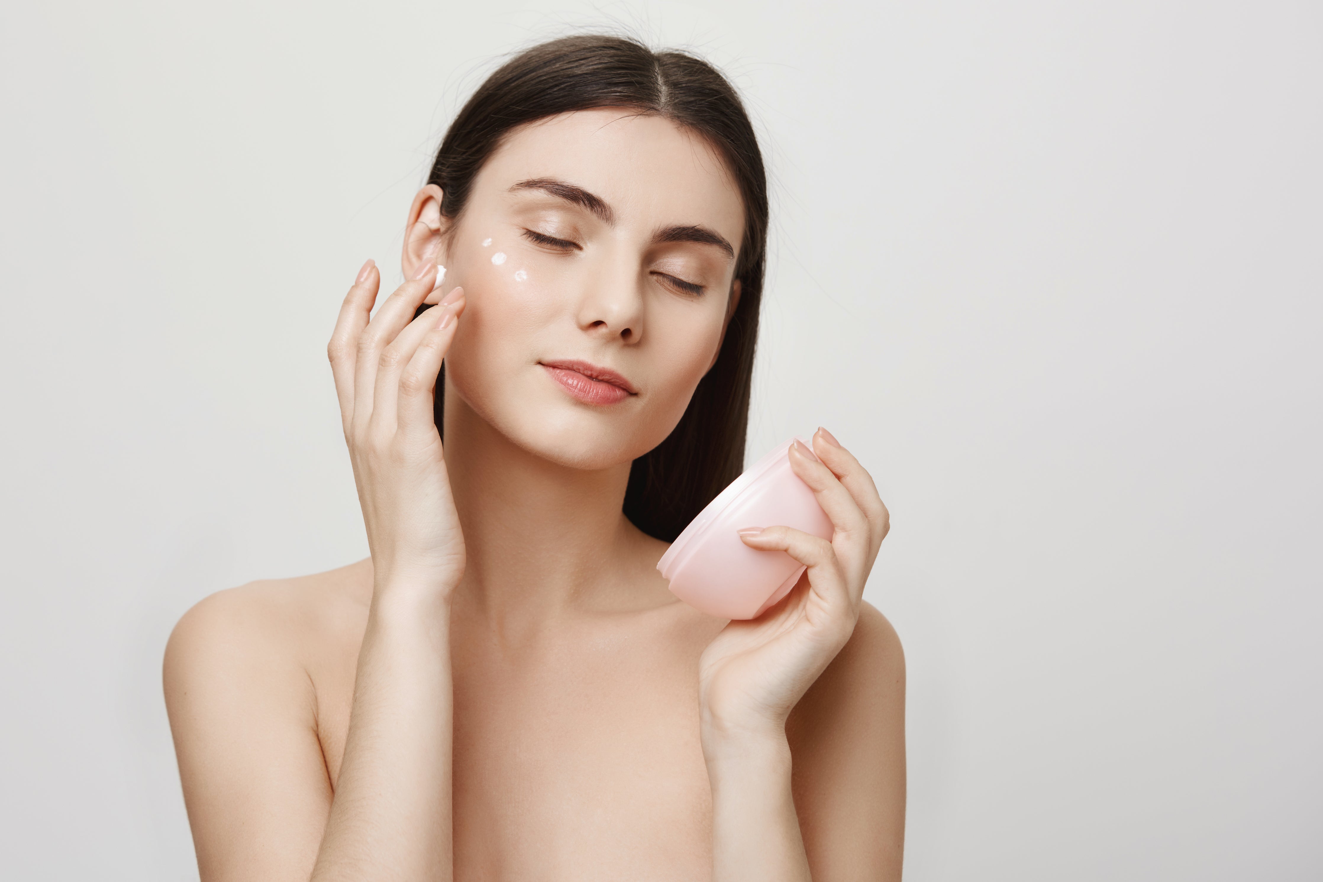 Western Skincare vs Korean Skincare: What Are the Differences?