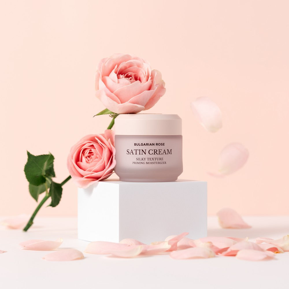 Moisturizer and primer in one for glowing skin

